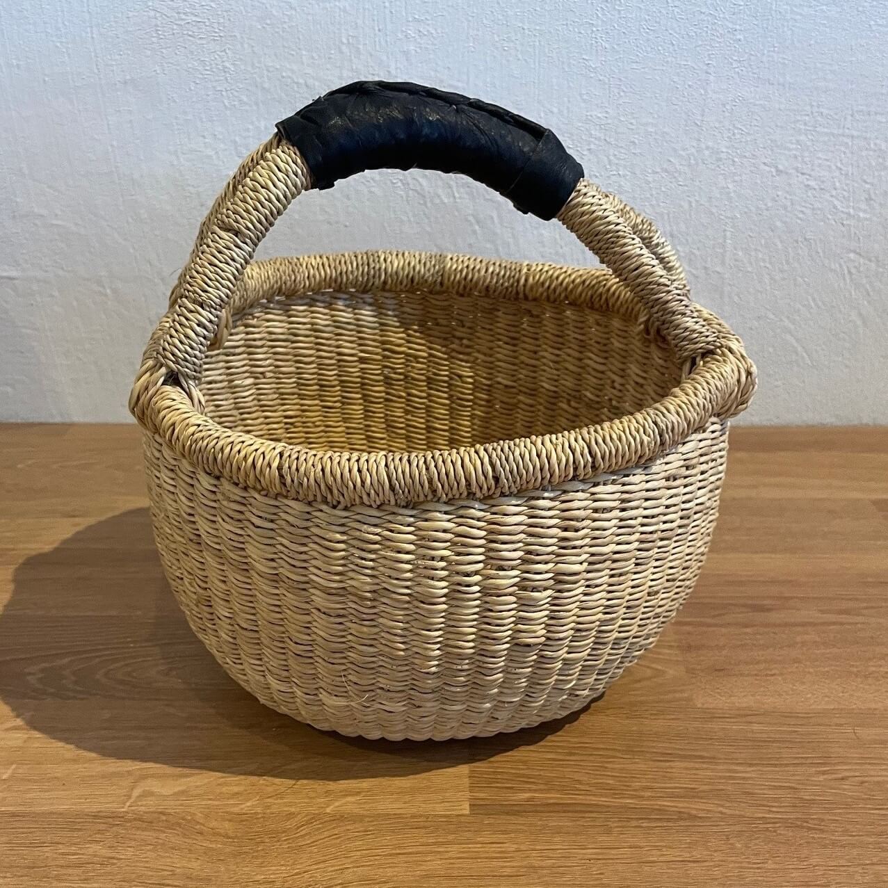 Gift package in Hammershu's basket